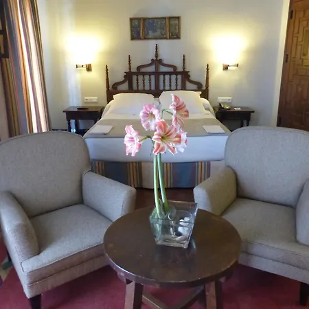 Hotel De 4*